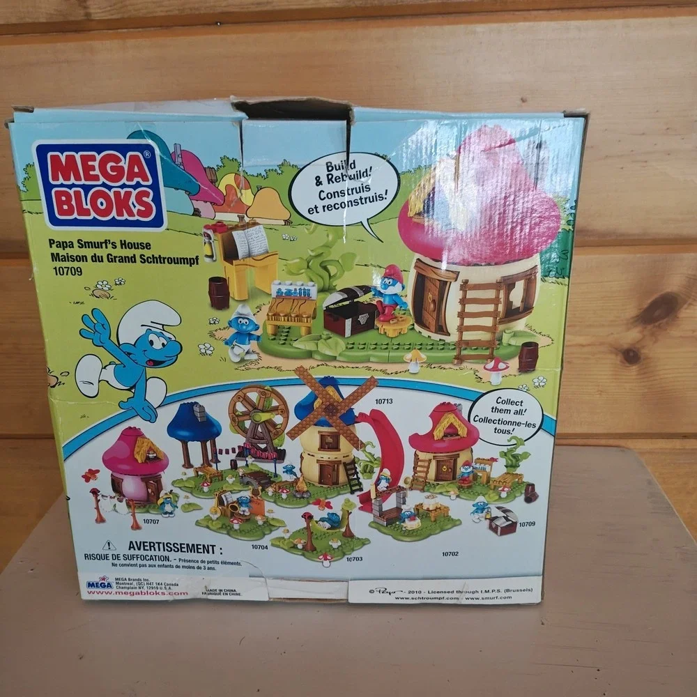2010 MEGA BLOKS Papa Smurf's House 10709 Incomplete [Missing Figures] B2